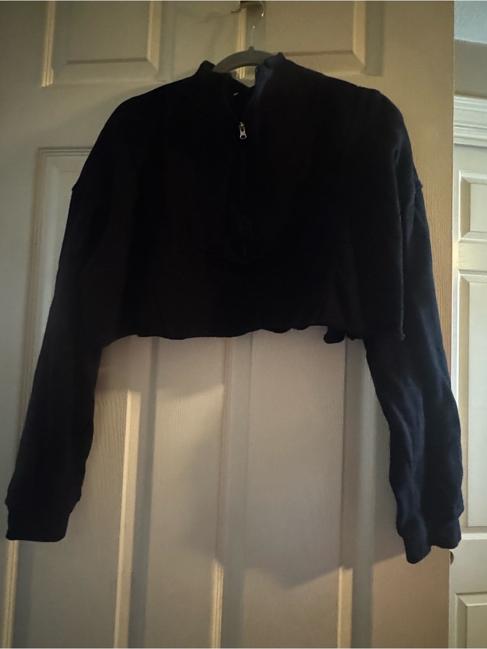 Cropped Half-Zip Pullover Hoodie - Black
